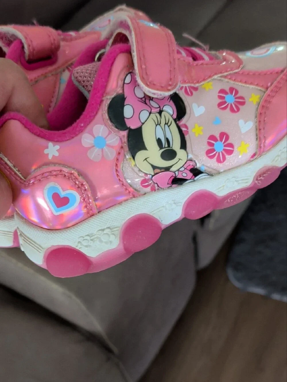 Disney Pink Minnie Mouse Floral Heart Girls' Sneakers